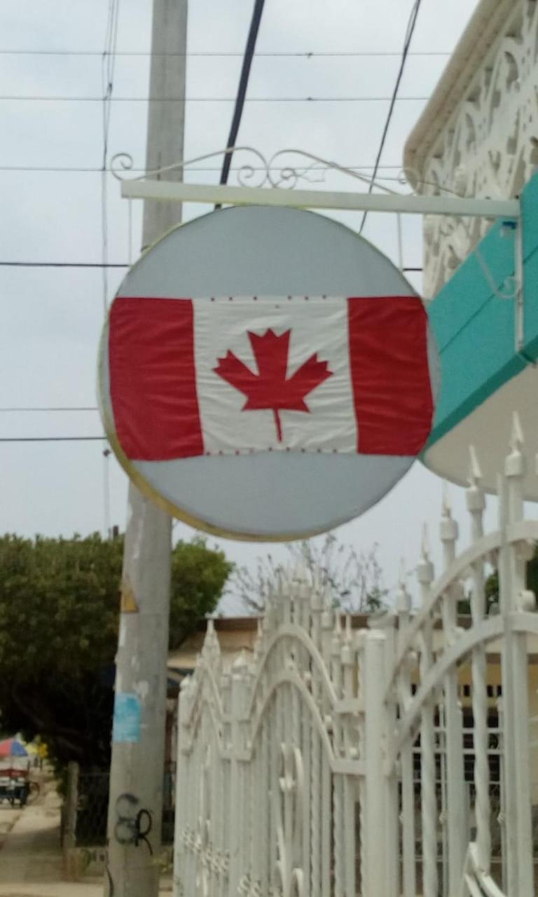 Canadian House Tolú 외부 사진