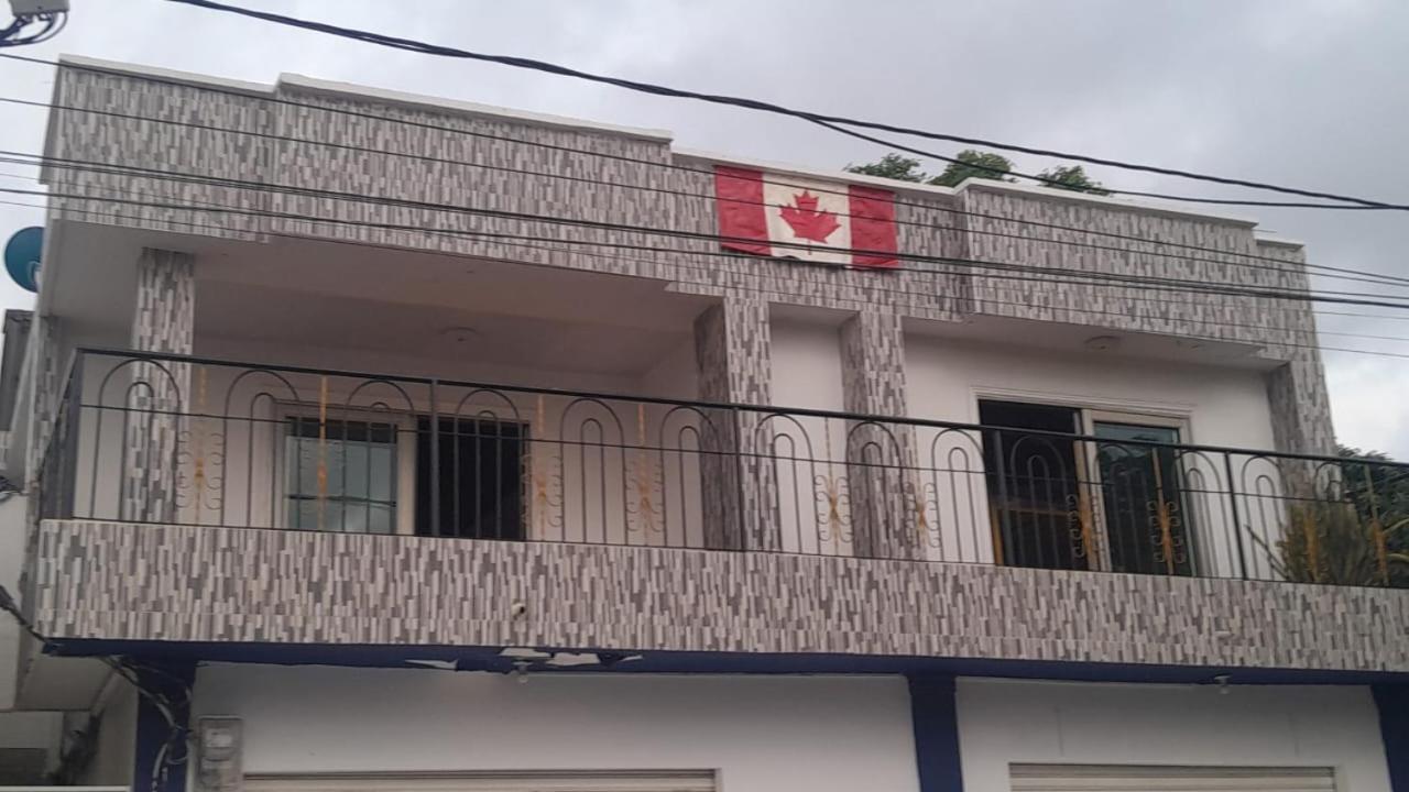 Canadian House Tolú 외부 사진